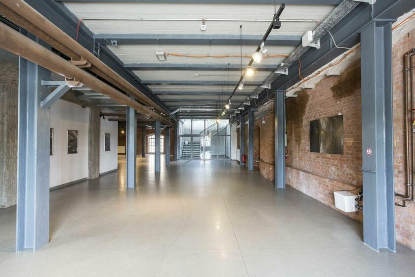 LocationRobot - Film Location Industriehalle LR5136 (photo 7)