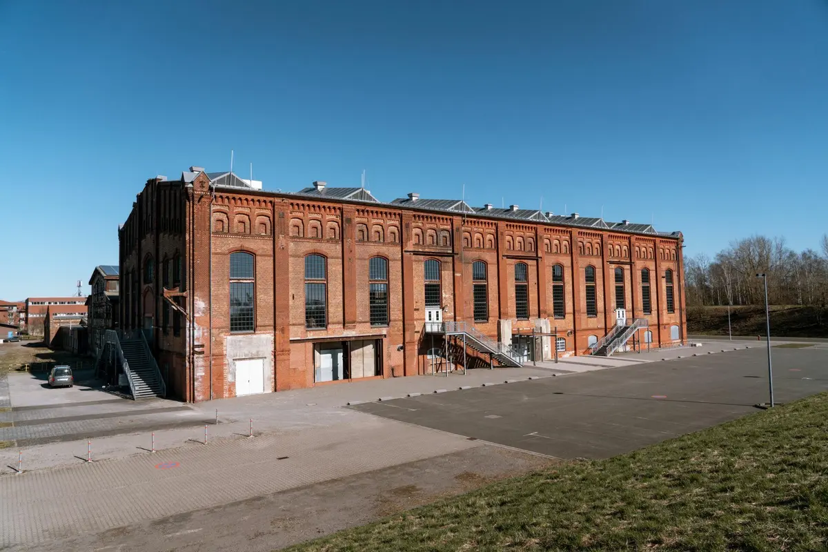 LocationRobot - Film Location Industriehalle LR5136 (photo 2)