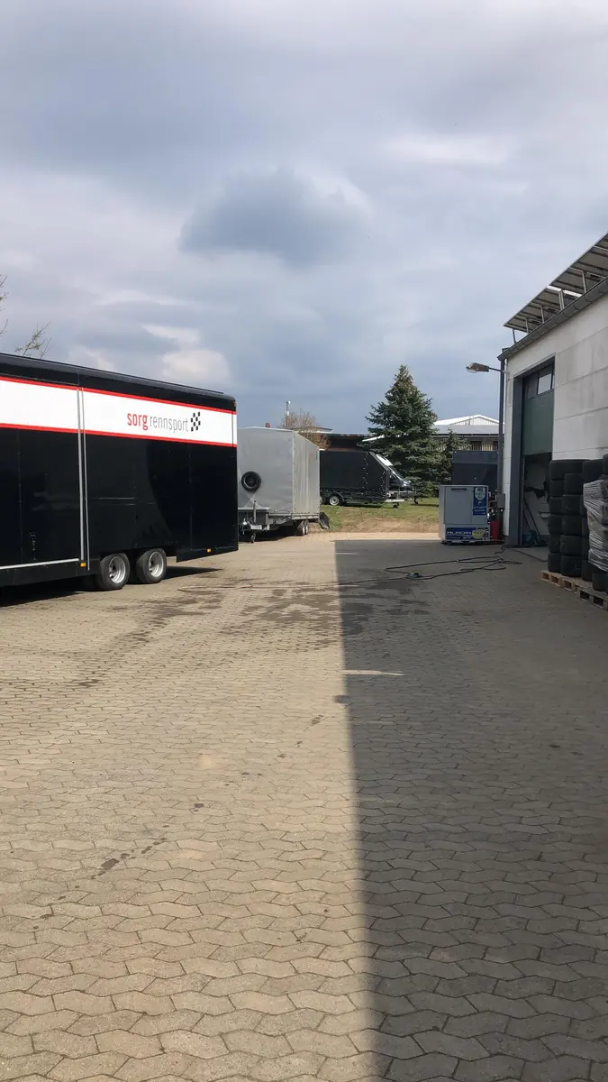 LocationRobot - Film Location Werkstatt LR5258 (photo 14)