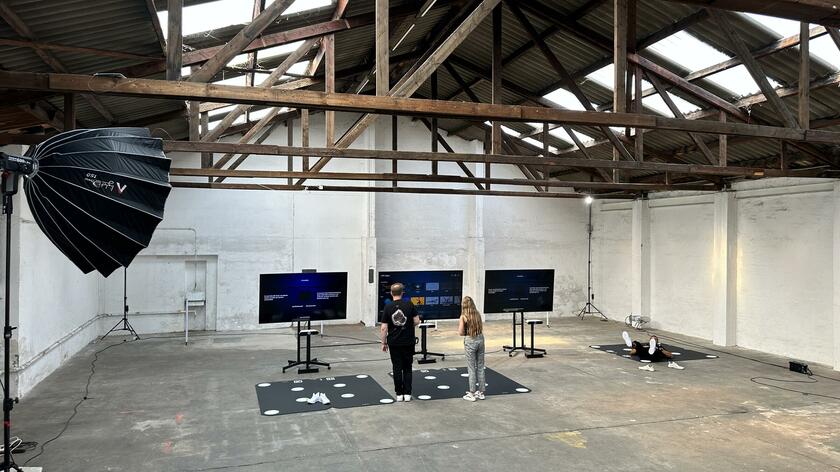 LocationRobot - Film Location Industriehalle LR5393 (photo 9)