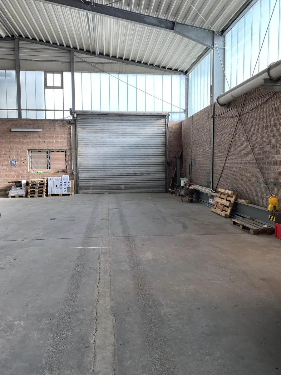 LocationRobot - Film Location Industriehalle LR5442 (photo 3)