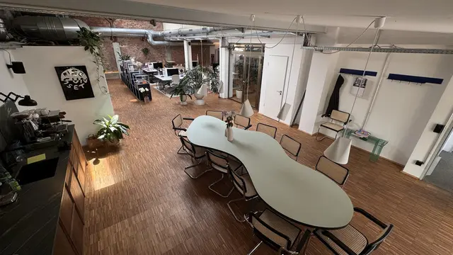 LocationRobot - Film Location Bürogebäude LR5563 (photo 15)