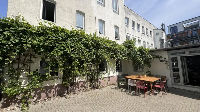 LocationRobot - Film Location Bürogebäude LR5563 (photo 28)