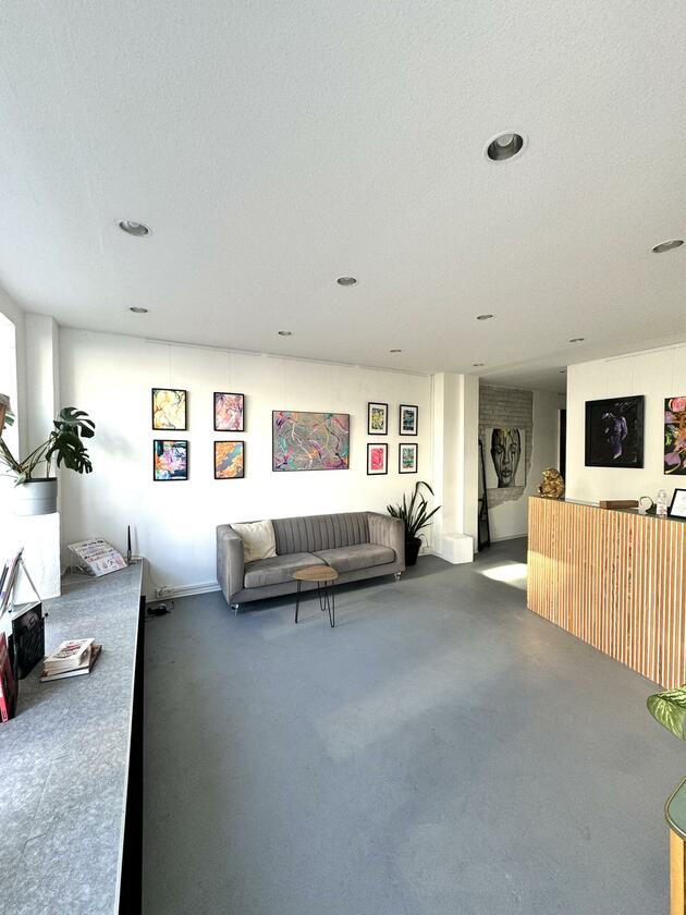 LocationRobot - Film Location Geschäft LR5861 (photo 1)