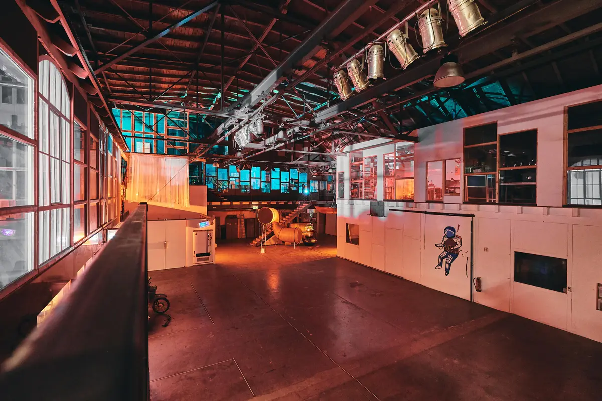LocationRobot - Film Location Industriehalle LR5867 (photo 4)