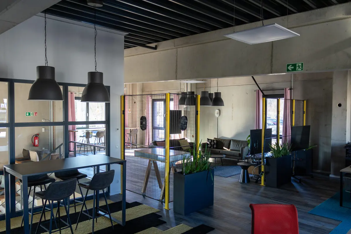 LocationRobot - Film Location Bürogebäude LR5925 (photo 10)