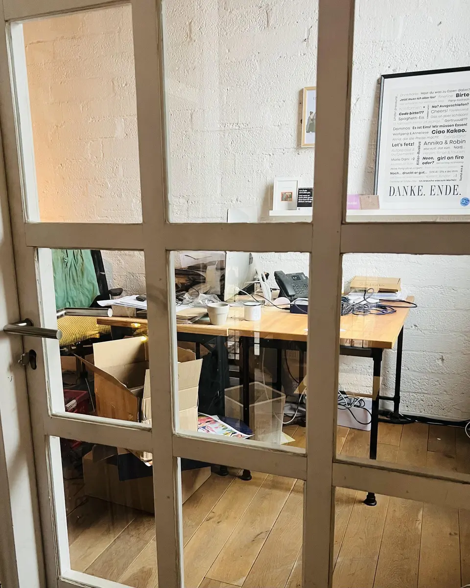 LocationRobot - Film Location Büro LR5930 (photo 14)