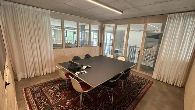 LocationRobot - Film Location Büro LR6116 (photo 20)