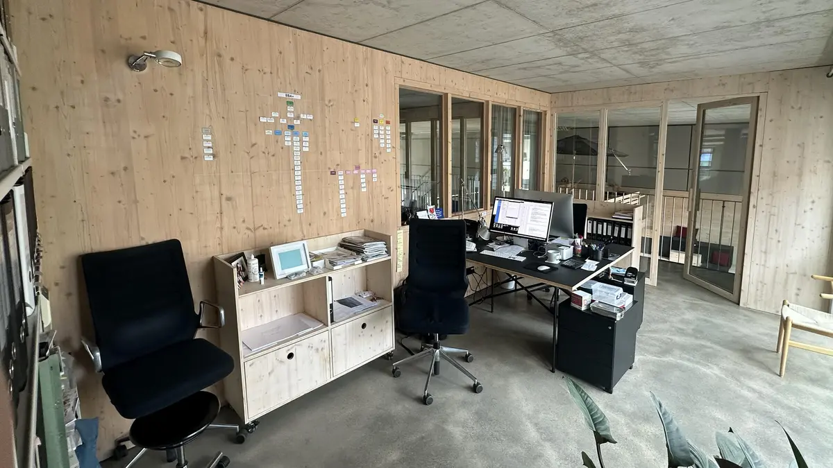 LocationRobot - Film Location Büro LR6116 (photo 23)