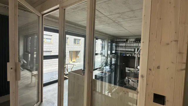 LocationRobot - Film Location Büro LR6116 (photo 21)