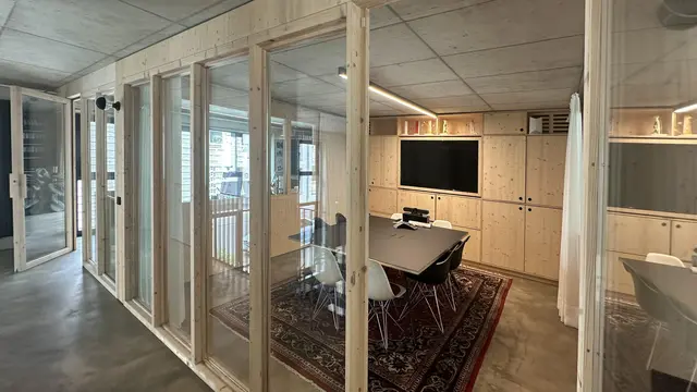 LocationRobot - Film Location Büro LR6116 (photo 18)