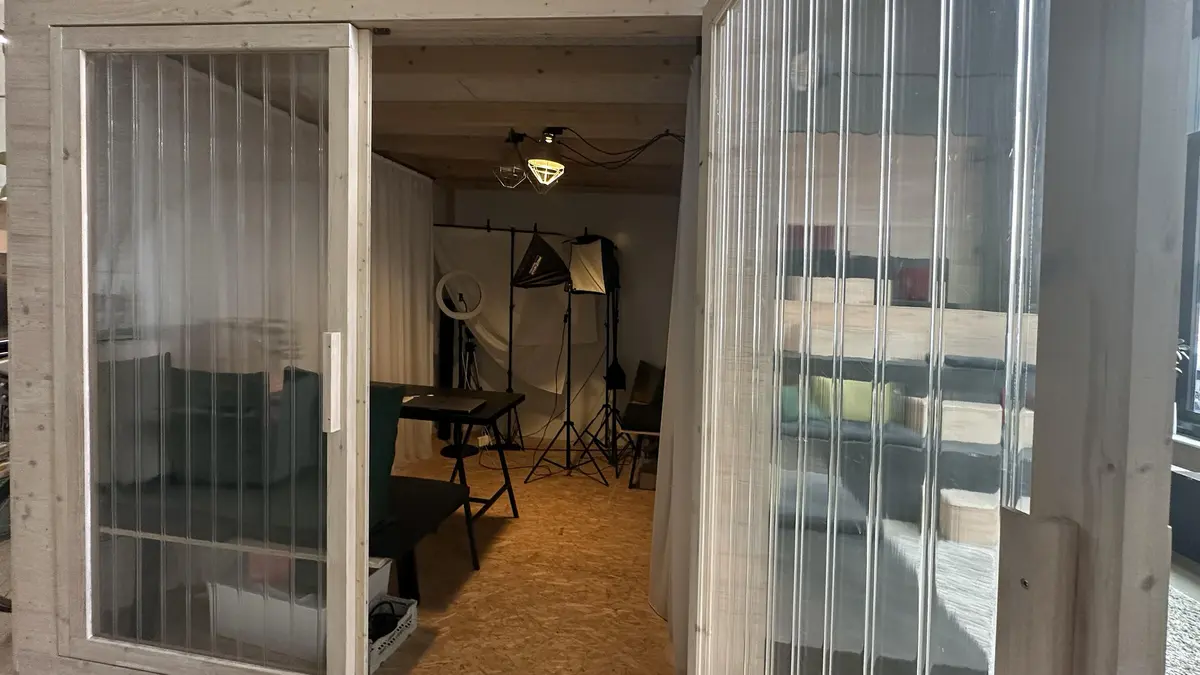 LocationRobot - Film Location Büro LR6116 (photo 16)