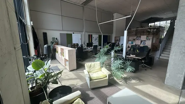 LocationRobot - Film Location Büro LR6116 (photo 4)