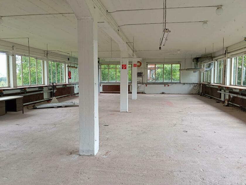 LocationRobot - Film Location Fabrikhalle LR6183 (photo 1)