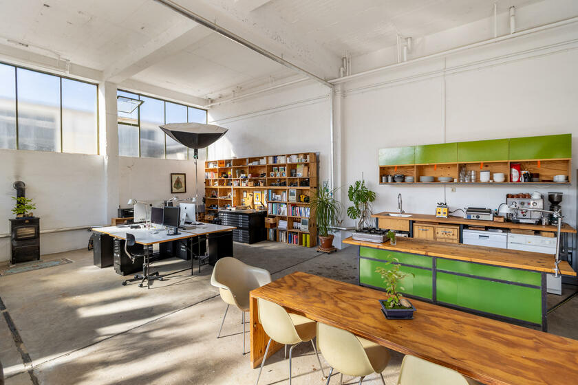 LocationRobot - Film Location Büro LR6185 (photo 4)