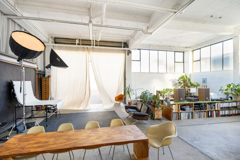 LocationRobot - Film Location Büro LR6185 (photo 10)