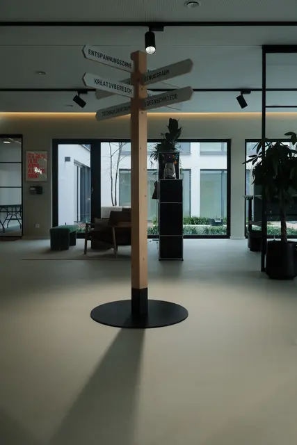 LocationRobot - Film Location Bürogebäude LR6434 (photo 4)