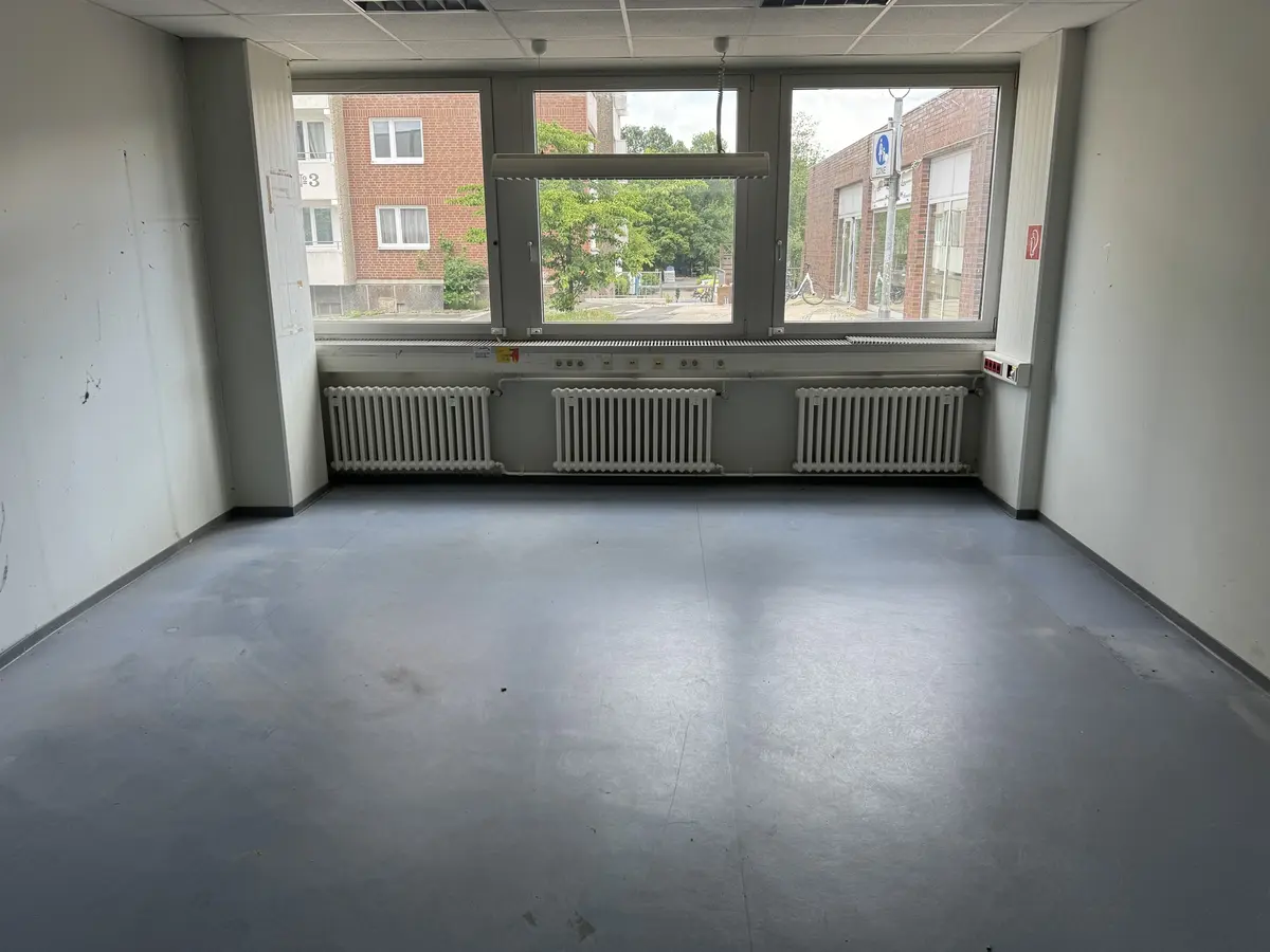 LocationRobot - Film Location Gewerbegebäude LR6546 (photo 15)