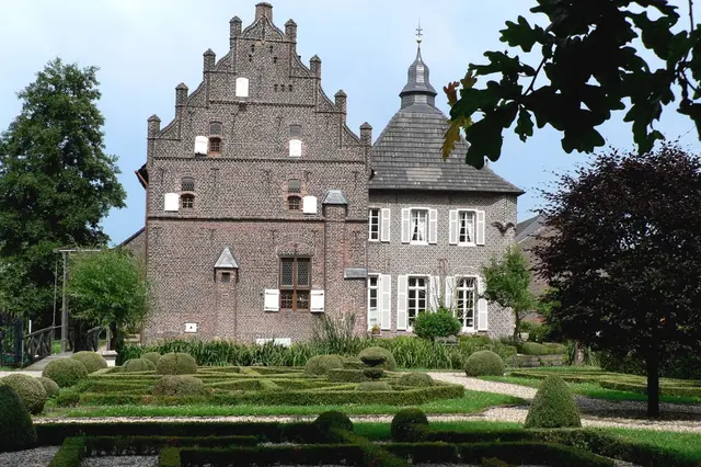 LocationRobot - Film Location Wasserschloss LR1630