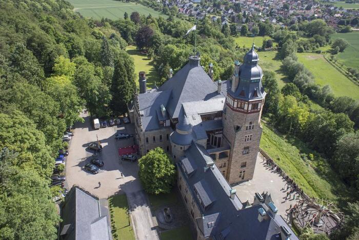 LocationRobot - Film Location Schloss LR2028 (photo 3)