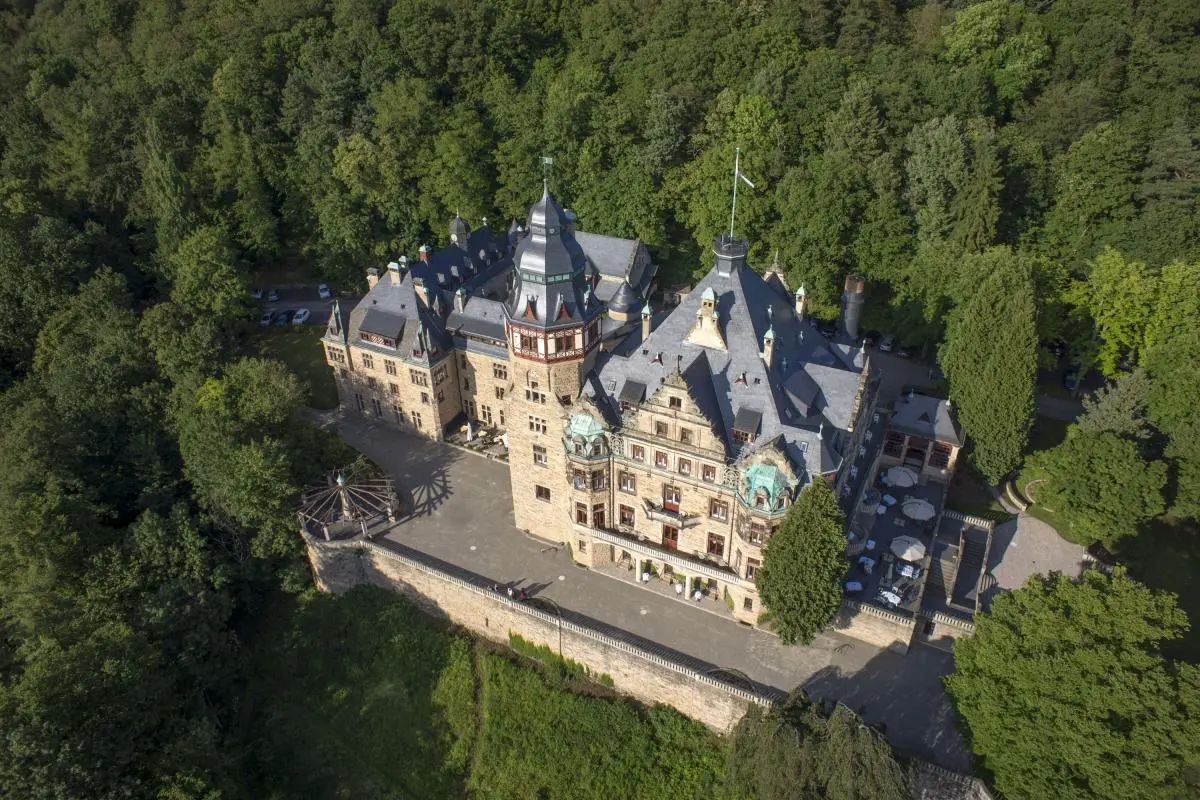 LocationRobot - Film Location Schloss LR2028 (photo 2)