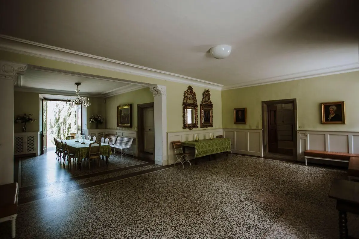 LocationRobot - Film Location Schloss LR2201 (photo 11)