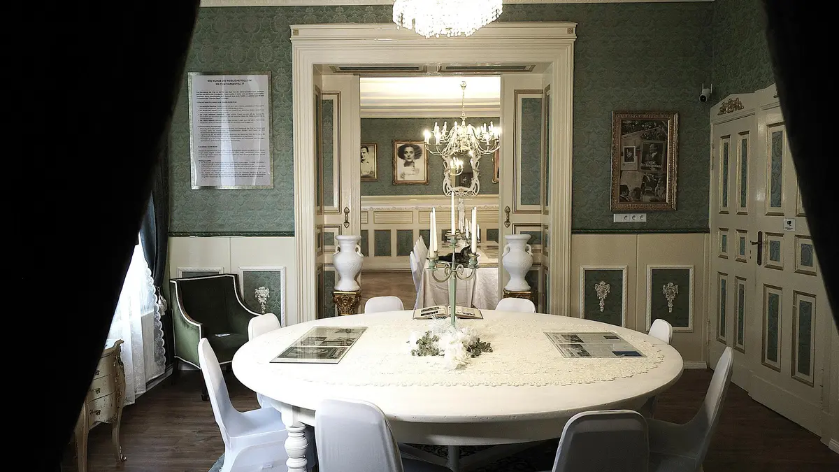 LocationRobot - Film Location Schloss LR3496 (photo 11)