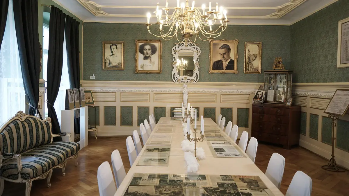 LocationRobot - Film Location Schloss LR3496 (photo 9)