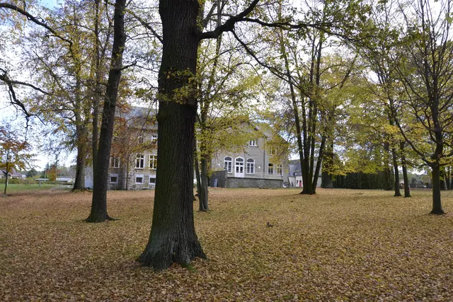 LocationRobot - Film Location Schloss LR3496 (photo 51)
