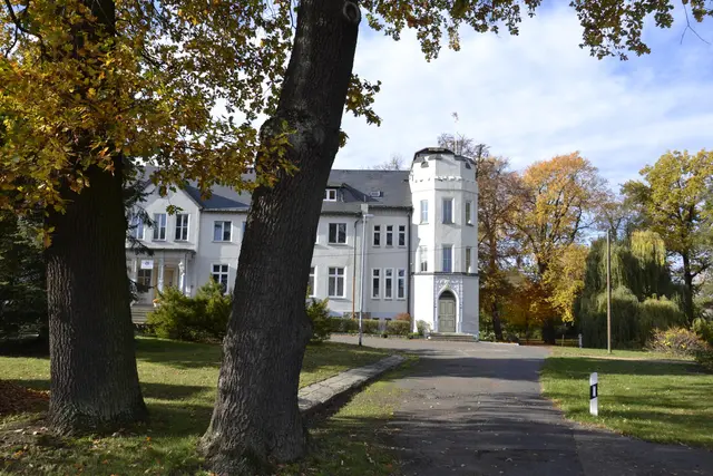 LocationRobot - Film Location Schloss LR3496 (photo 46)