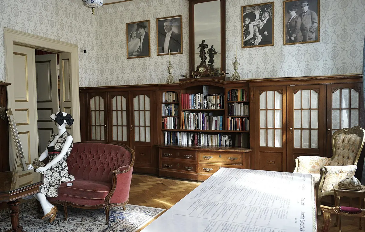 LocationRobot - Film Location Schloss LR3496 (photo 18)