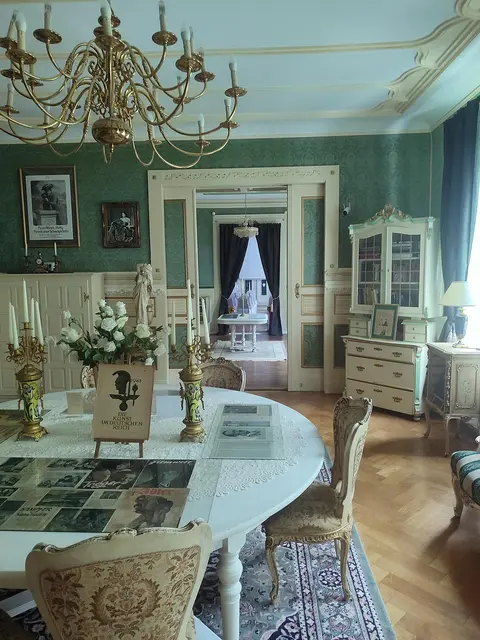 LocationRobot - Film Location Schloss LR3496 (photo 12)