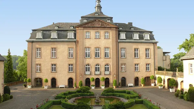 LocationRobot - Film Location Schloss LR3931