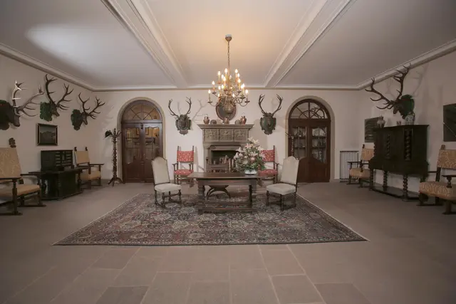 LocationRobot - Film Location Schloss LR3931 (photo 14)