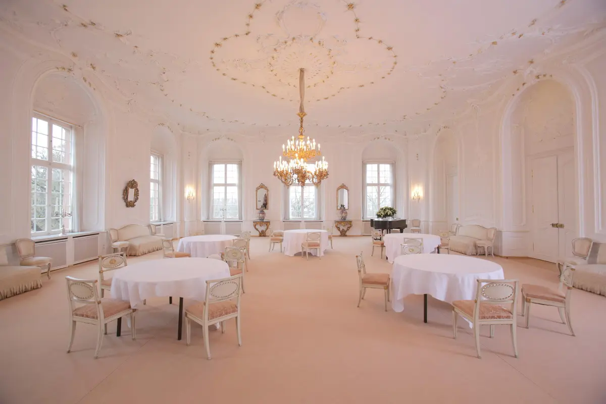 LocationRobot - Film Location Schloss LR3931 (photo 26)