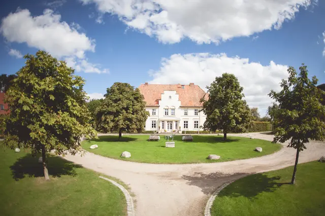 LocationRobot - Film Location Gutshaus LR5031