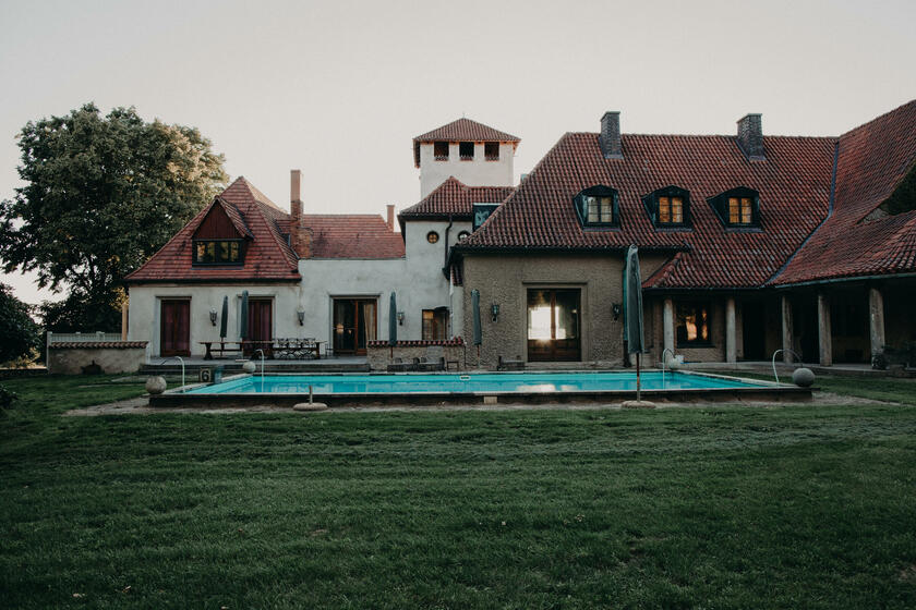 LocationRobot - Film Location Gutshaus LR5074 (photo 6)