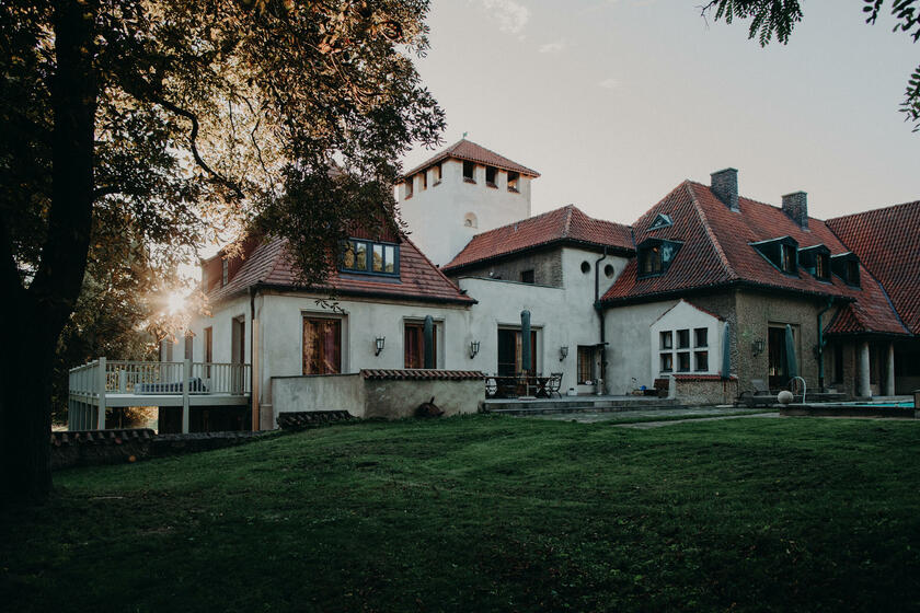 LocationRobot - Film Location Gutshaus LR5074 (photo 5)