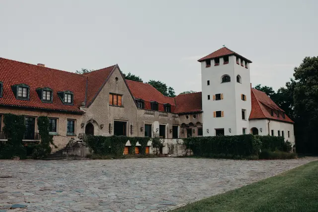 LocationRobot - Film Location Gutshaus LR5074 (photo 3)