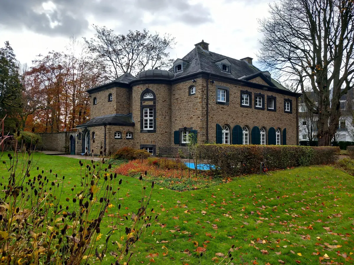 LocationRobot - Film Location Herrenhaus LR5203 (photo 1)