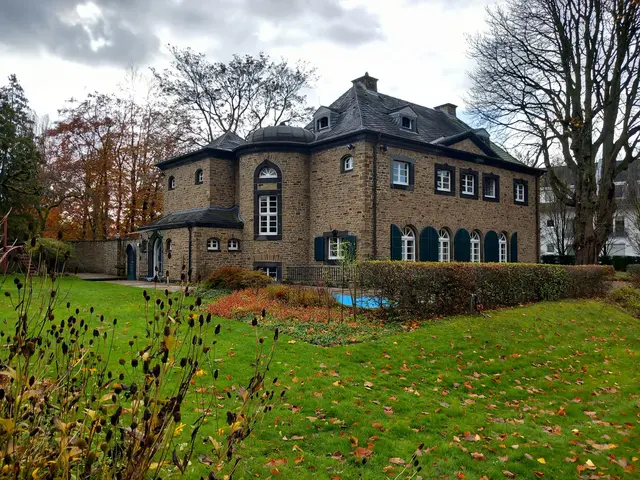 LocationRobot - Film Location Herrenhaus LR5203