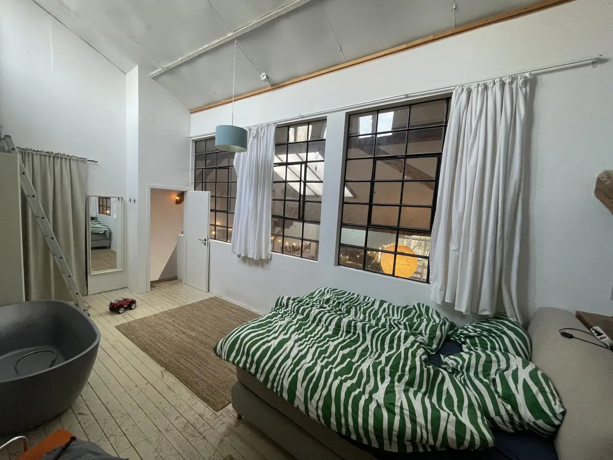LocationRobot - Film Location Loft LR2126 (photo 11)