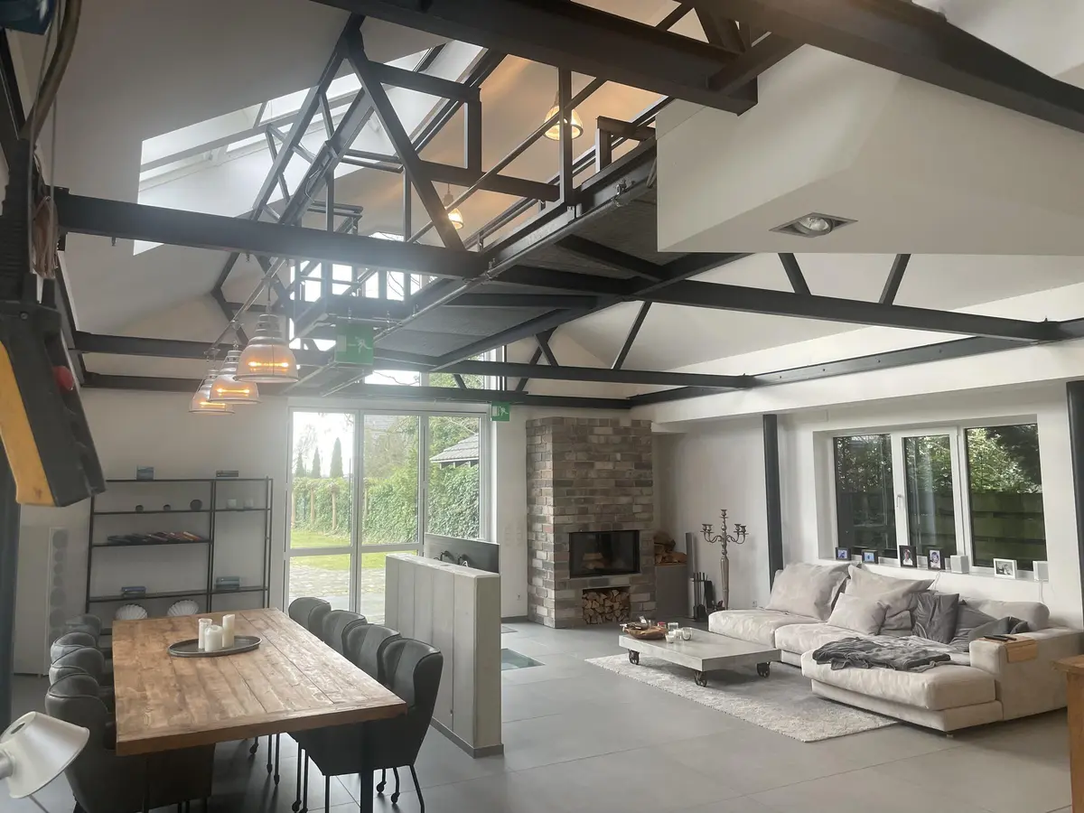 LocationRobot - Film Location Loft LR2138 (photo 6)