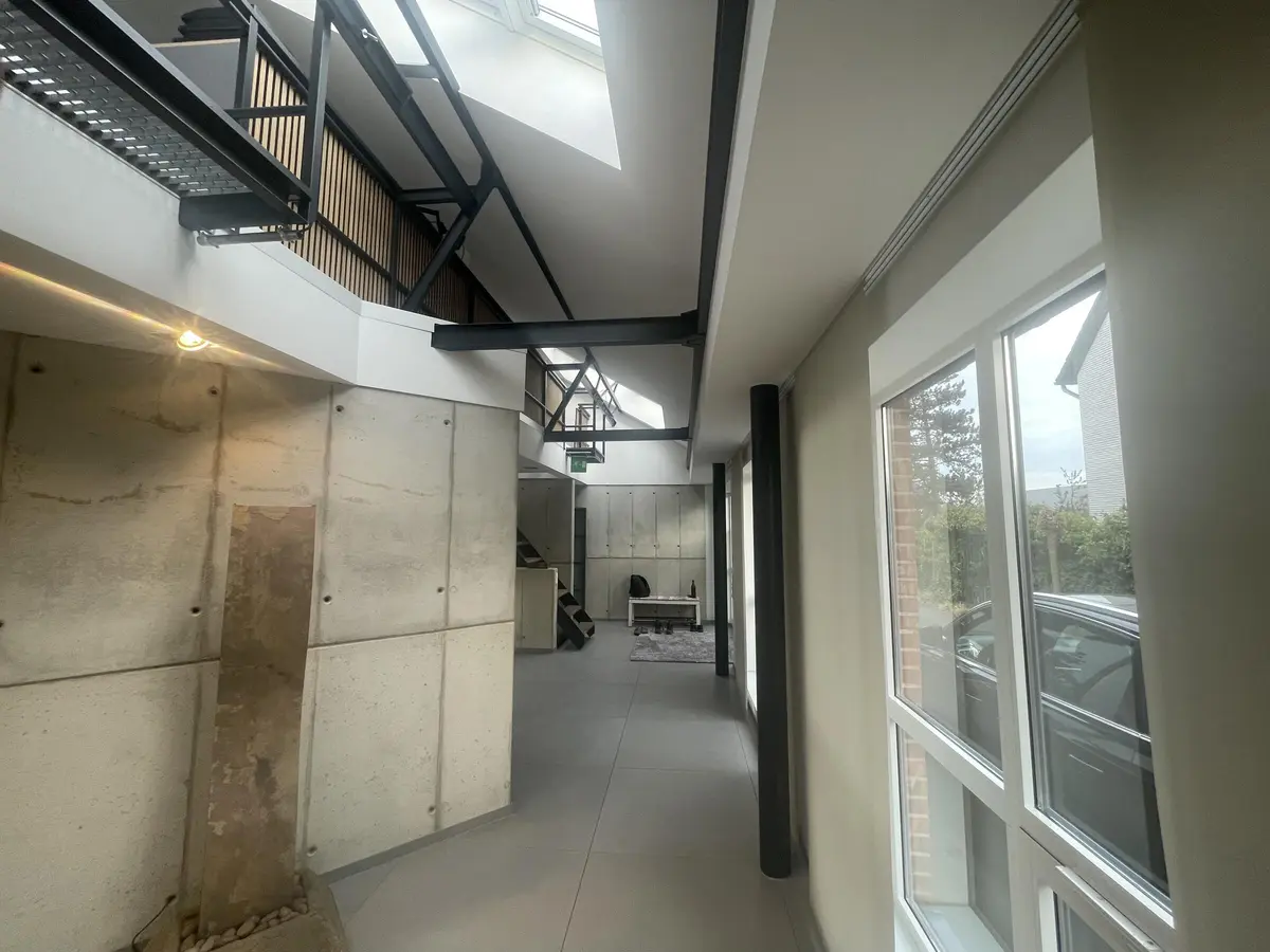 LocationRobot - Film Location Loft LR2138 (photo 13)