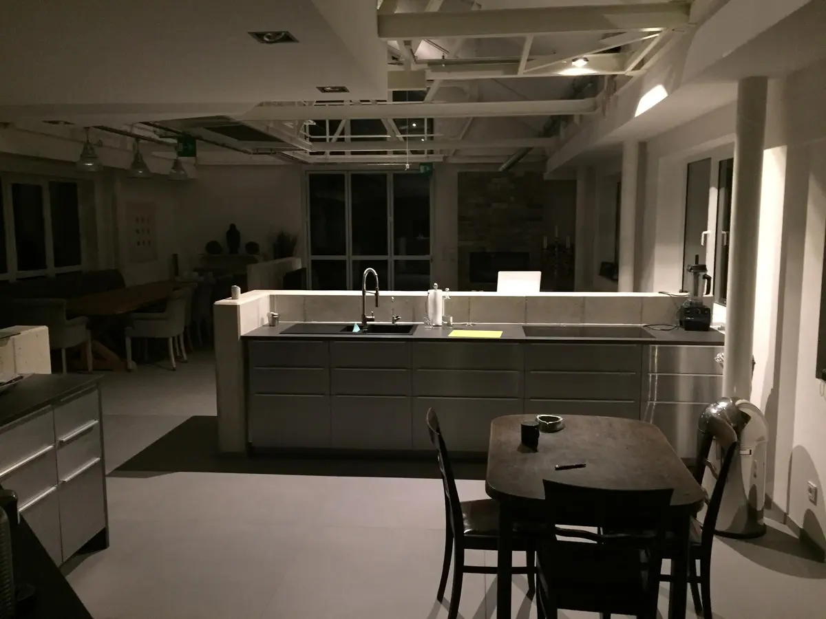 LocationRobot - Film Location Loft LR2138 (photo 15)