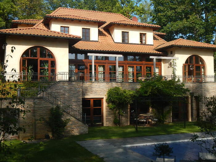 LocationRobot - Film Location Villa LR2158 (photo 1)