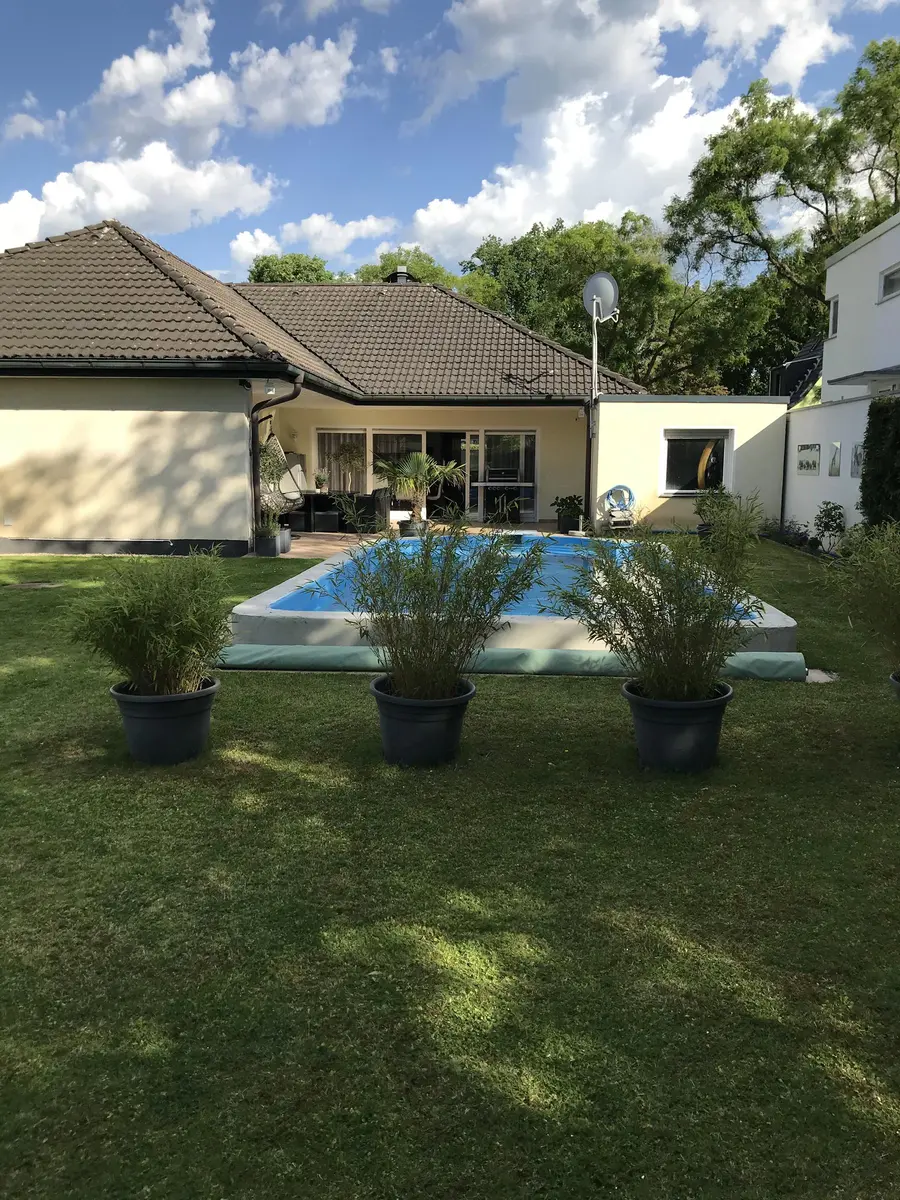 LocationRobot - Film Location Haus LR2191 (photo 1)