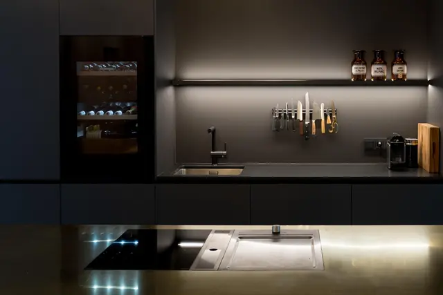 LocationRobot - Film Location Loft LR2210 (photo 3)