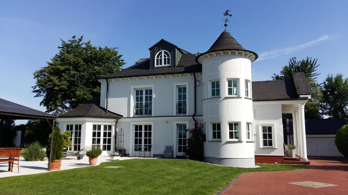 LocationRobot - Film Location Villa LR2413 (photo 1)
