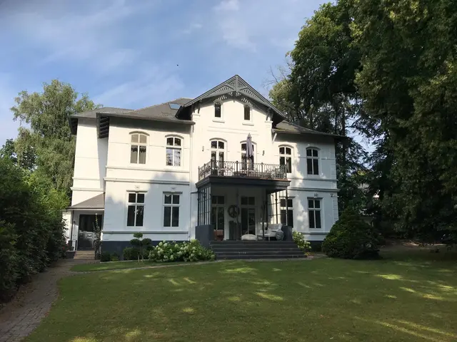 LocationRobot - Film Location Villa LR2803